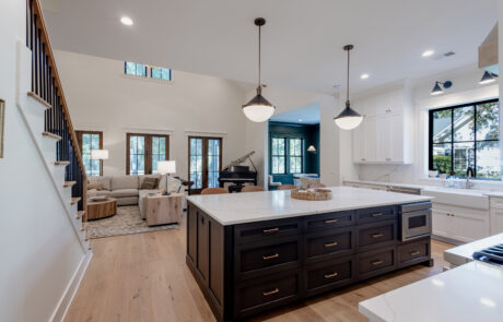 8 Sandy Hill Ln