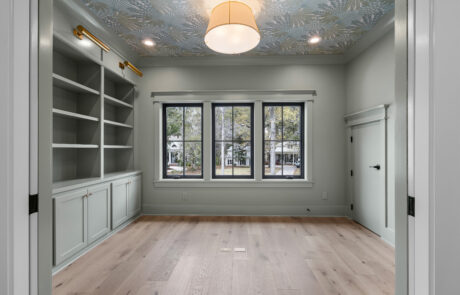 8 Sandy Hill