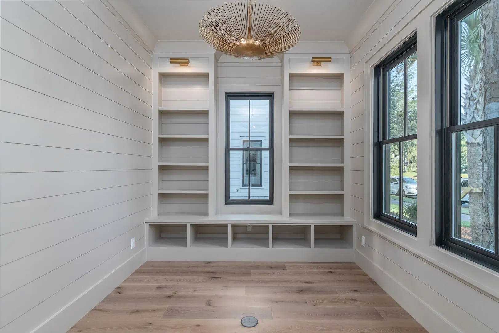 Accent-Walls_Rucker_28RedKnot00014.jpg