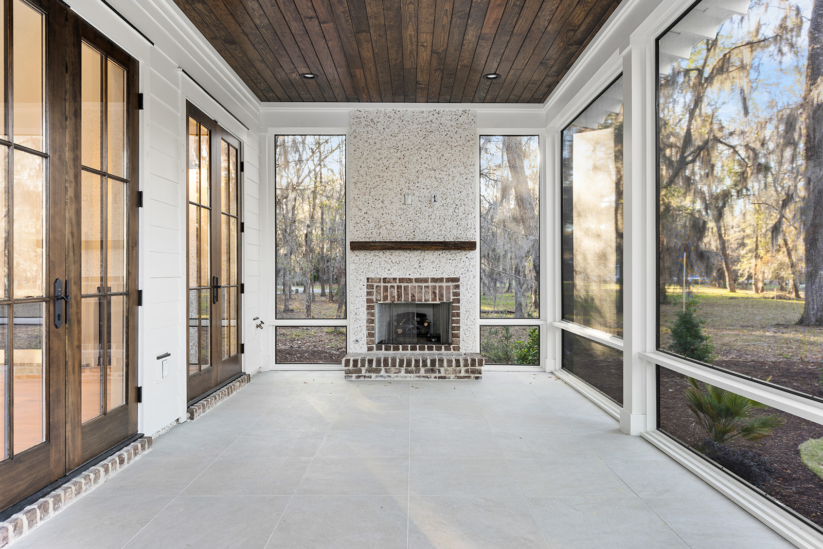 8 Sandy Hill